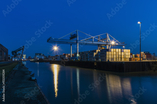 Düsseldorf - Industriehafen