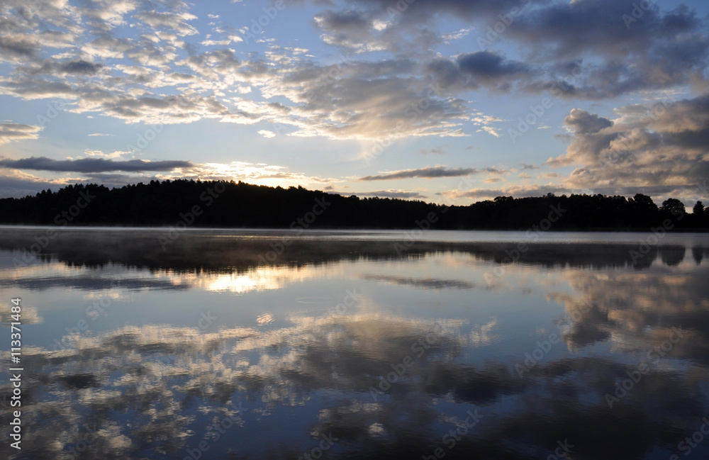 Fototapeta premium summer trip to countryside - sunrise over the lake