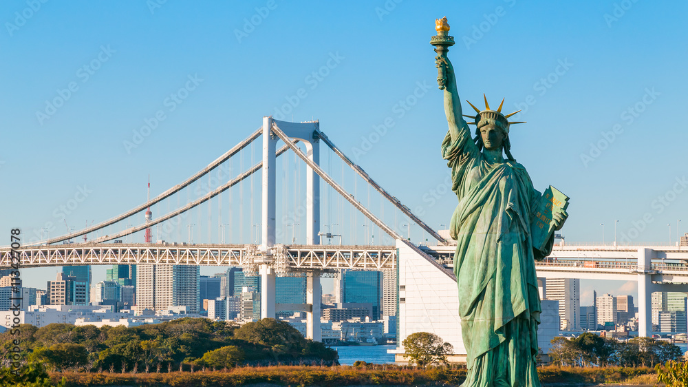 Fototapeta premium Statue of Liberty in Odaiba, Tokyo