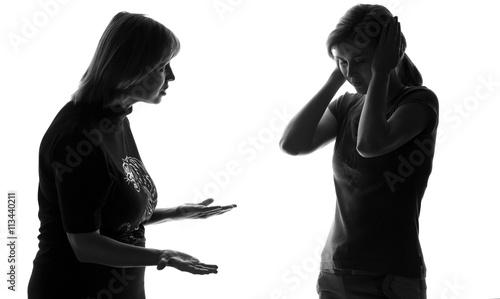 Obraz na plátně Mother and daughter find out the relationship