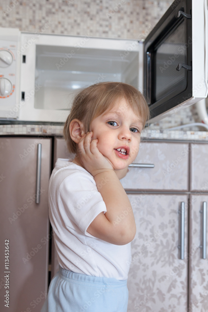 child without supervision of parents child without supervision of parents