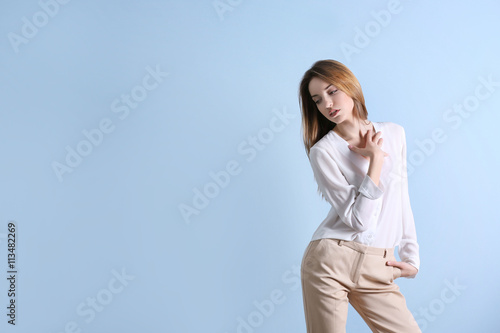 Beautiful young woman in a ...