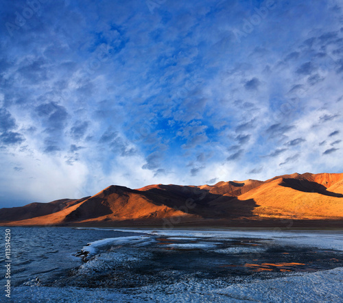 Tso Kar salt water lake in Ladakh, India © Zzvet