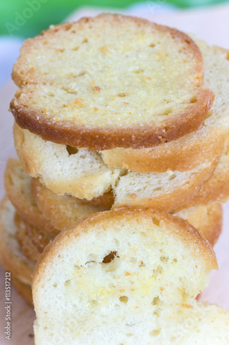 Selective focus on toast bread © zlajaphoto