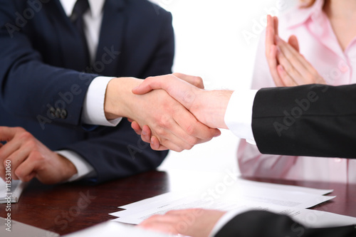 Wallpaper Mural Business people shaking hands finishing up a meeting Torontodigital.ca