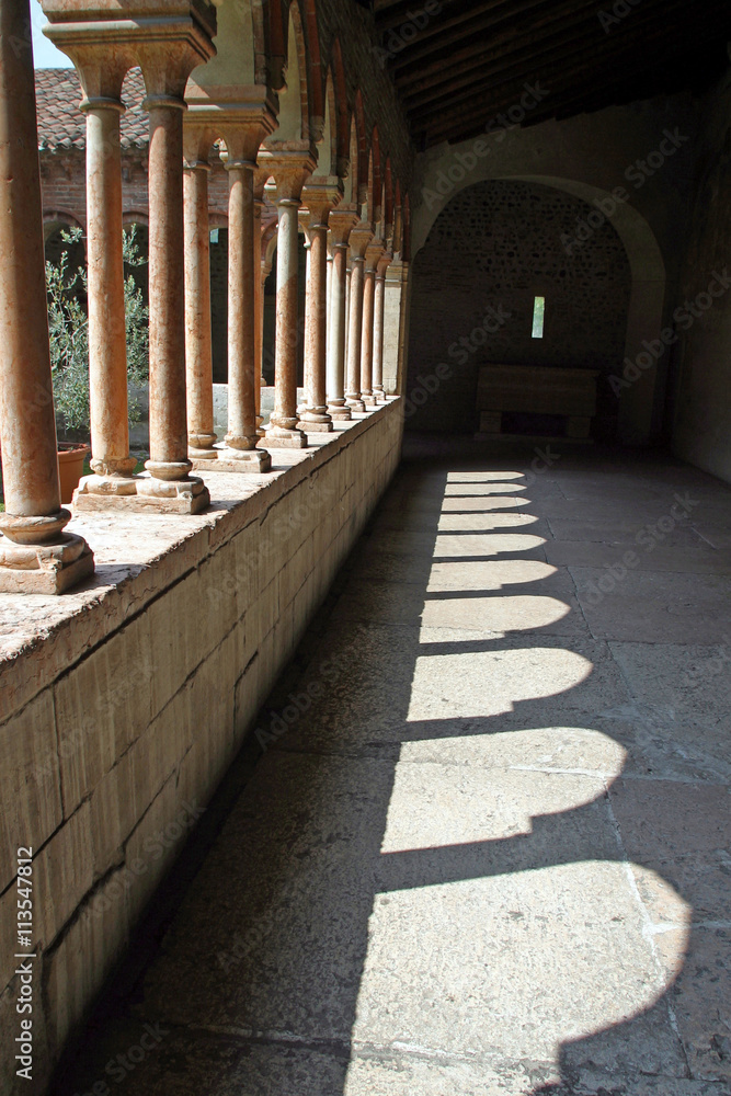 Obraz premium Veneto,Verona,Basilica di San Zeno.