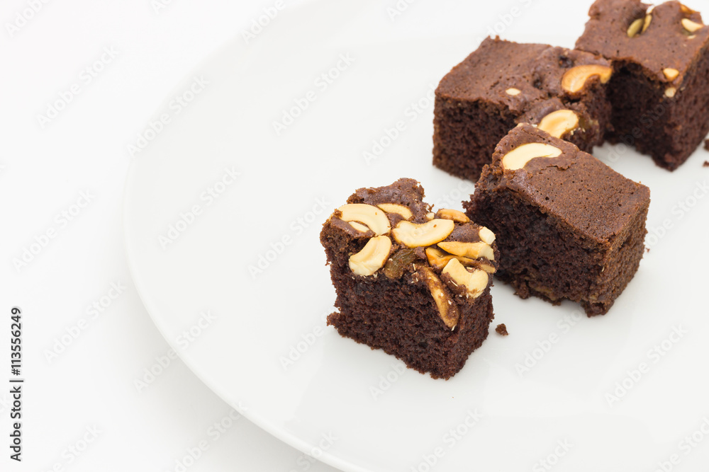 Brownie chocolate cake with raisin and cashews