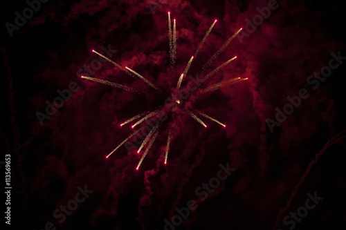 Obraz na płótnie Red Fireworks w salonie