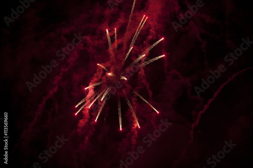 Obraz na płótnie Red Fireworks w salonie