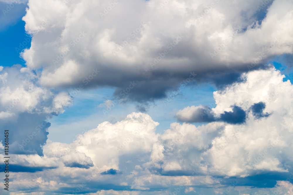 Obraz premium Blue sky with clouds background