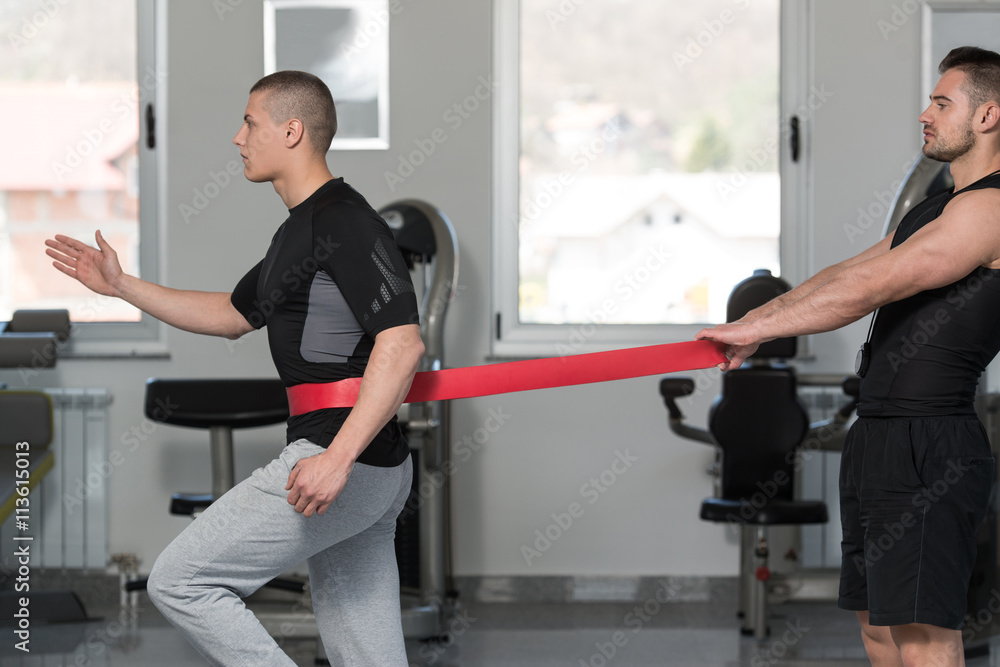 Guys Train Together With Resistance Bands Guys Train Together With Resistance Bands