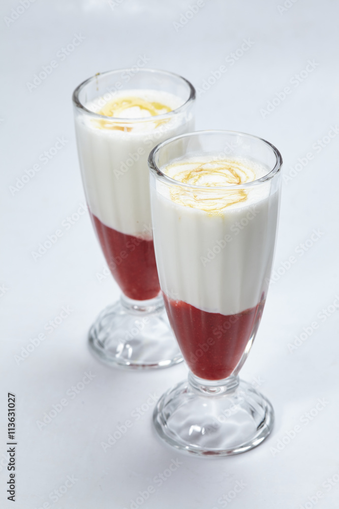 berry dessert berry dessert