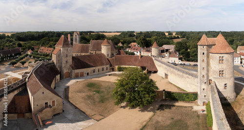 Cour intérieure du château de Blandy-les-Tours. Ile-de-France. France photo