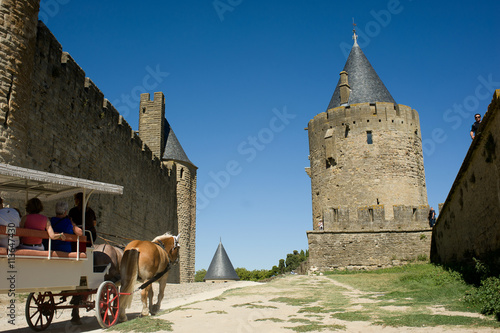 de vestingstad carcassonne in delanguedoc-rousillon in Frankrijk photo