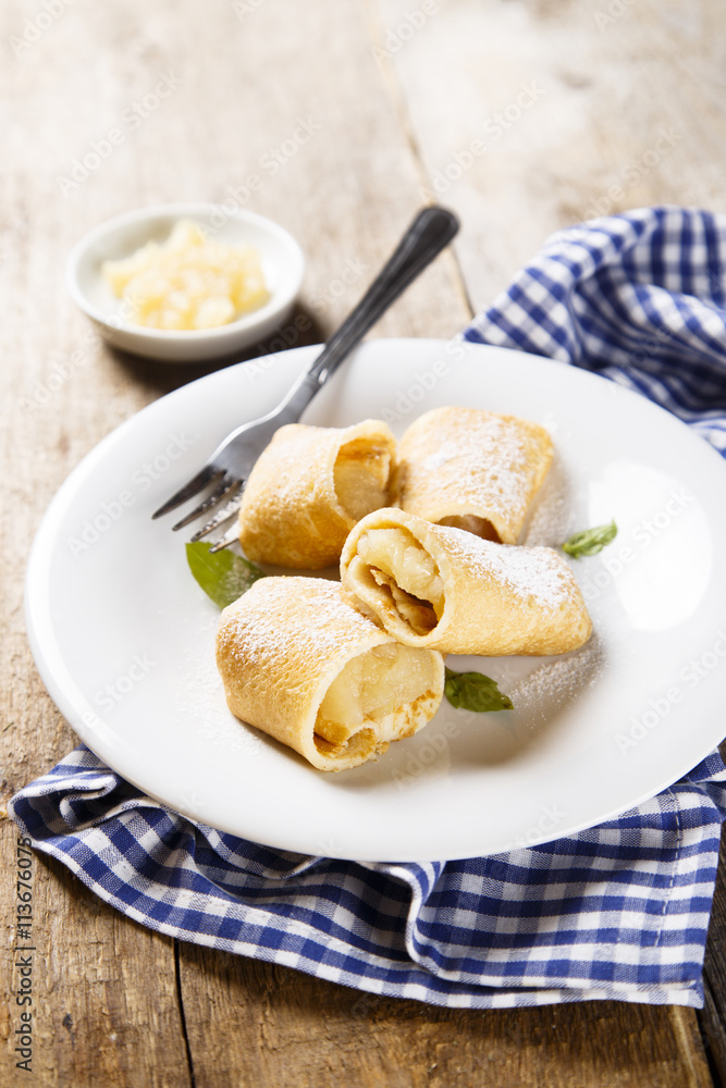 Pancakes with baked apple filling Pancakes with baked apple filling