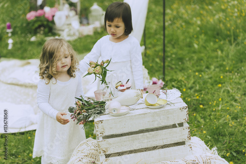 Garden Wedding Flower Children