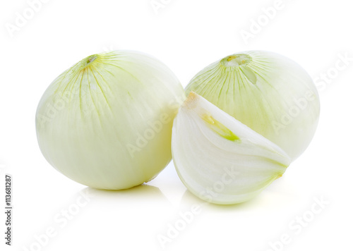 Foto white onion isolated on white background