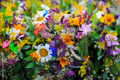 Fototapeta Naklejka Na Ścianę i Meble -  Bouquet of wildflowers