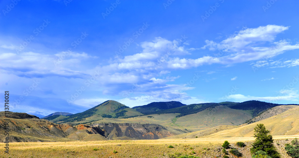 Dirt Road Passes Through Paradise Valley Dirt Road Passes Through Paradise Valley