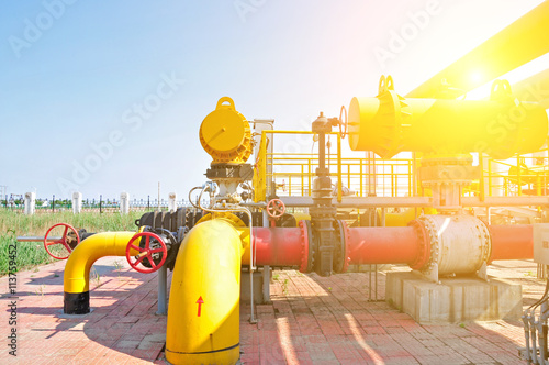 The pipe and valve oil fields