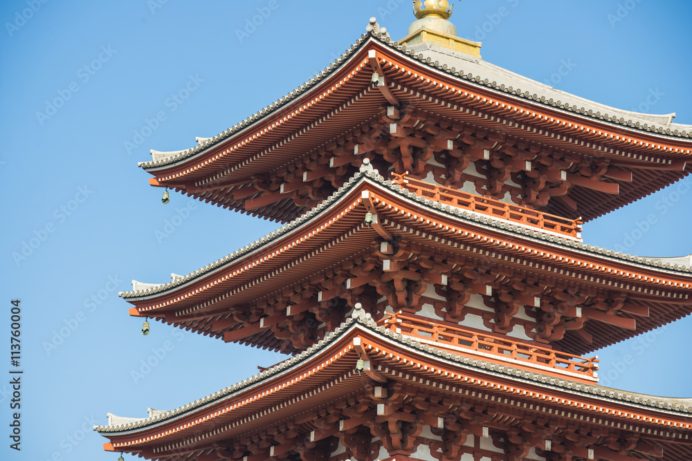 Obraz premium fifth floor red pagoda at Sensoji Temple