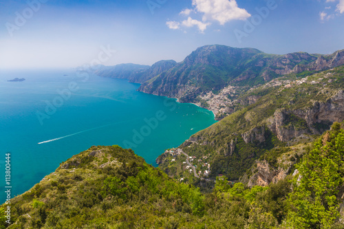 Fototapeta Naklejka Na Ścianę i Meble -  Beautiful views on Positano town from path of the gods, Amalfi coast, Campagnia region, Italy