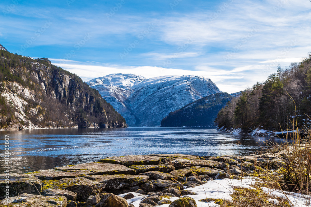 Fototapeta premium Norweski pejzaż