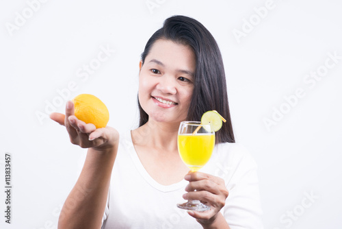 Woman with lemons. Healthy food . Skin care and beauty. Vitamins