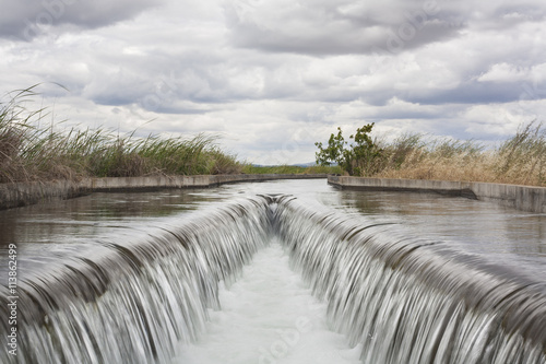 Tableau sur toile Floodgate area at huge irrigation canal, Extremadura, Spain