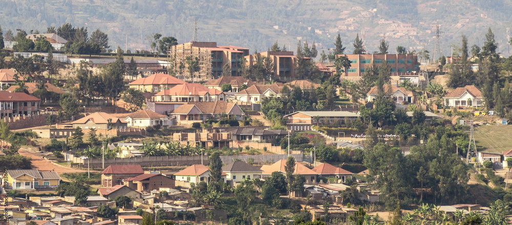 Fototapeta premium Houses on the hills of Kigali
