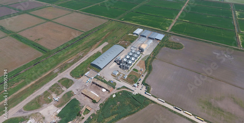 Plant for the drying and storage of grain. Top view.