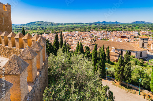 Panorama Mallorca Arta mit der Festungsmauer von Sant Salvador photo