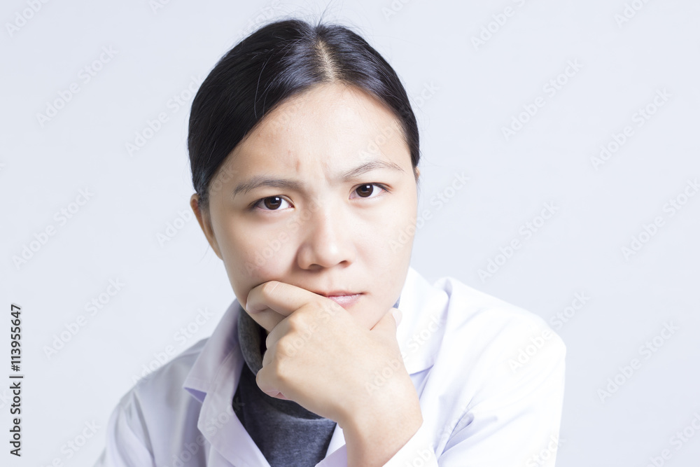 The Emotional of Woman Scientist: Negative Thinking The Emotional of Woman Scientist: Negative Thinking