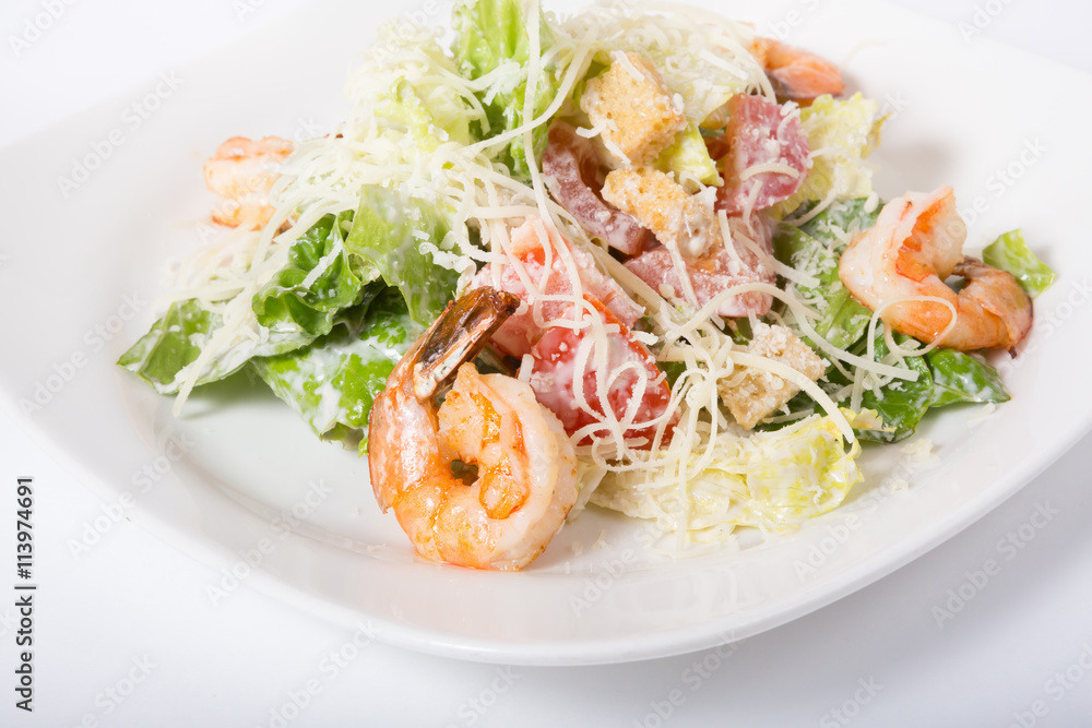 Green salad with shrimps Green salad with shrimps