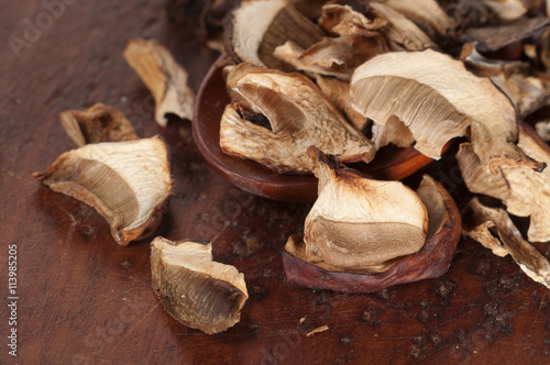 Boletus edulis dry mushrooms