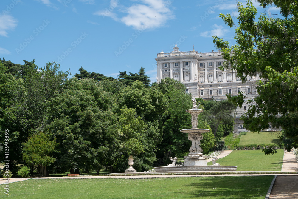 Obraz premium Gardens around the Royal Palace of Madrid, Spain