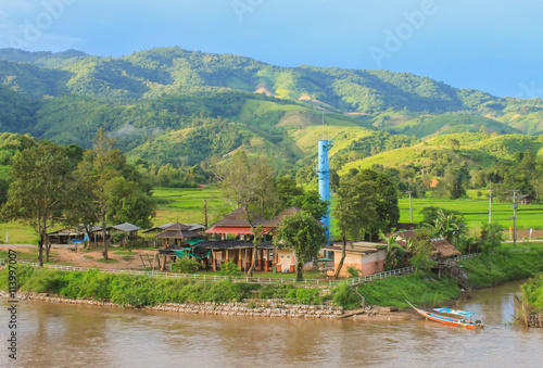 Tableau sur toile Kok River chiang rai thailand. Northern Thailand