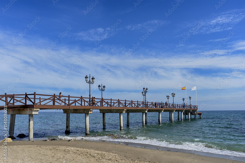 Pantalán de la playa de Nagueles en Marbella Pantalán de la playa de Nagueles en Marbella