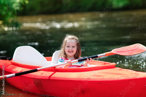 Little girl in a kayak © famveldman