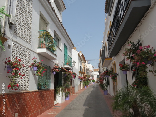 Espagne - Andalousie - Rue typique de la vieille ville © Marytog