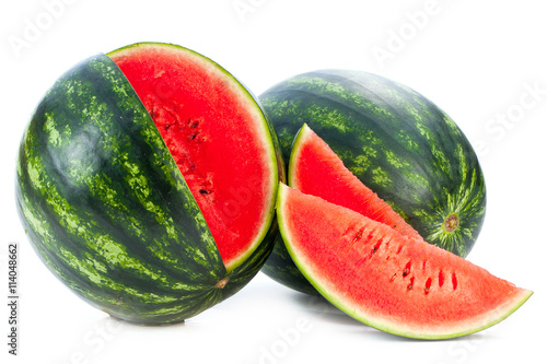Reife und Saftige Wassermelone auf weissem Hintergrund