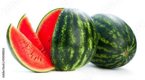 Reife und Saftige Wassermelone auf weissem Hintergrund