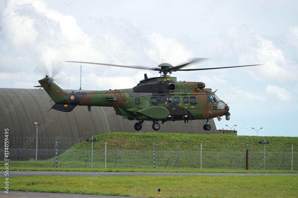 Fototapeta premium Hélicoptère armée