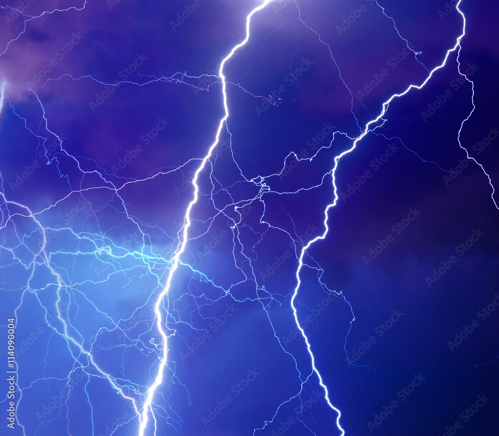 Heavy storm bringing thunder, lighnings and rain Heavy storm bringing thunder, lighnings and rain