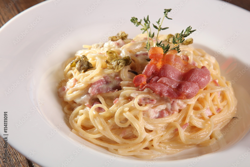 Spaghetti Carbonara with bacon