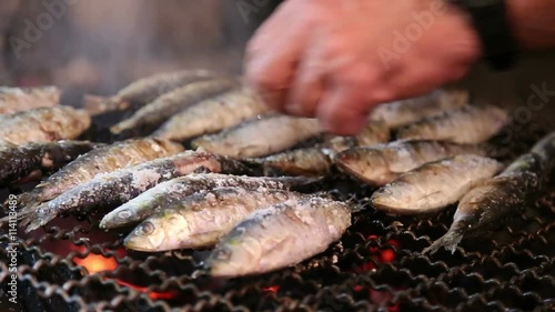 Grilled sardines on the fire