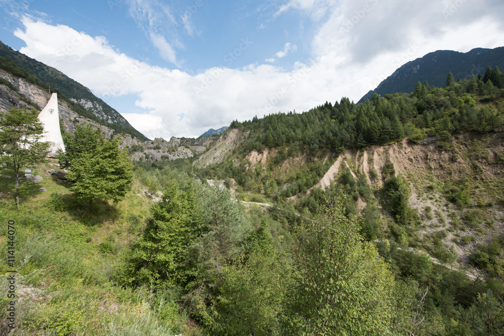 Fototapeta premium Breakwater of Vajont