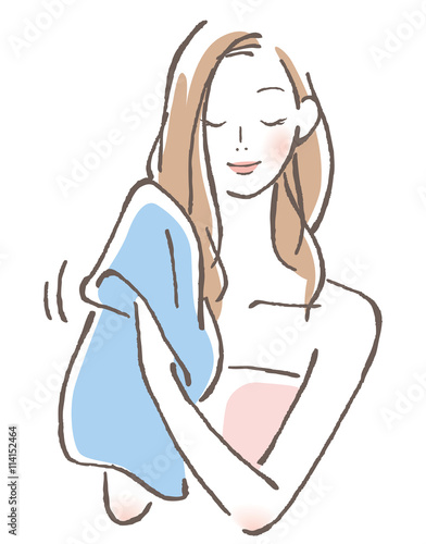 髪を拭く　女性