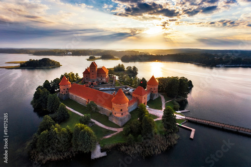 Trakai castle in Litaunia photo