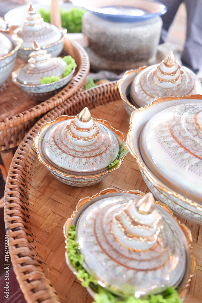 Thai food model in Thai porcelain with Benjarong, Ceramic old Th Thai food model in Thai porcelain with Benjarong, Ceramic old Th